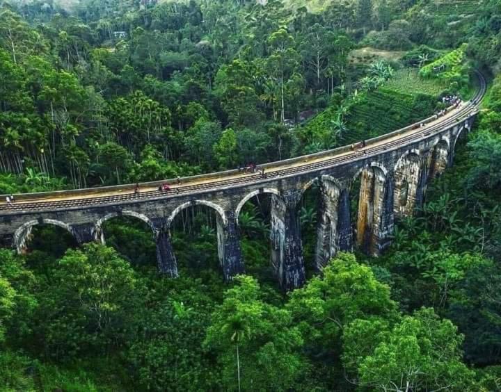 Dinimuthu Rest Inn Wellawaya Bagian luar foto