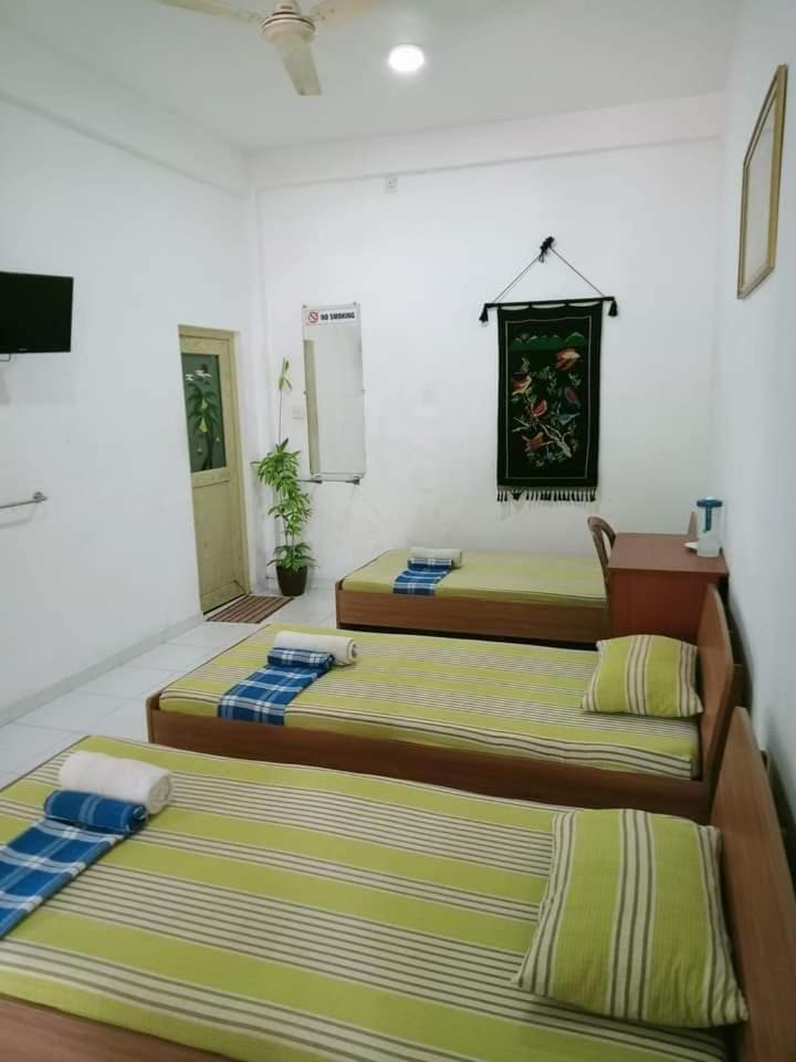 Dinimuthu Rest Inn Wellawaya Bagian luar foto